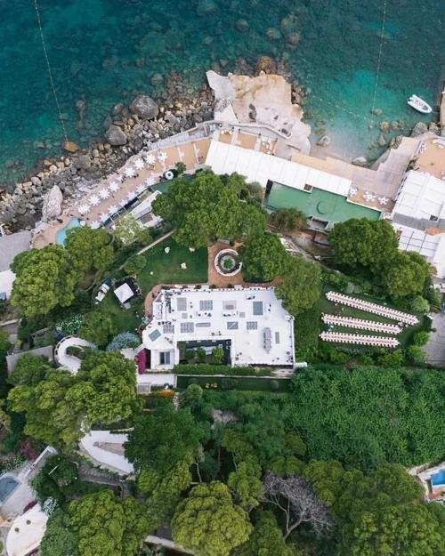 Amalfi Coast Wedding Timeline for Destination Couples